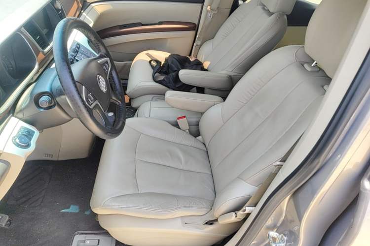 Used Buick GL8 2017 25S Luxury Version China V Standard Left Front Seat