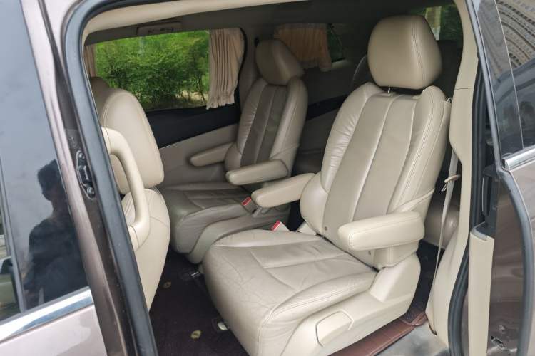 Used Buick GL8 2017 25S Luxury Version China V Standard Left Rear Seat