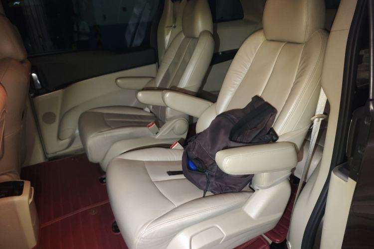 Used Buick GL8 2017 25S Luxury Version China V Standard Left Rear Seat