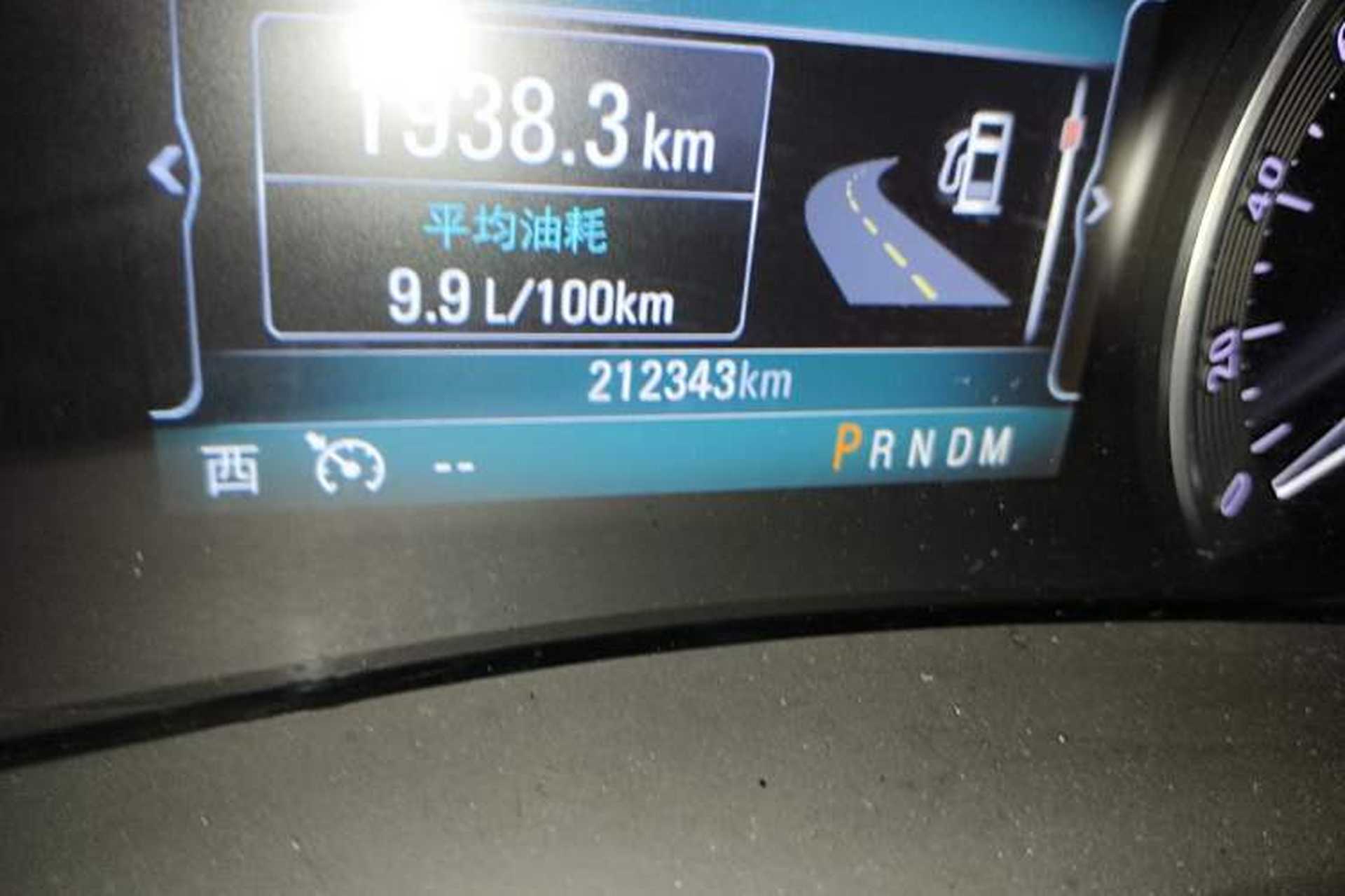 Used Buick GL8 2017 ES 28T Comfort Model China V Standard Odometer Close Up