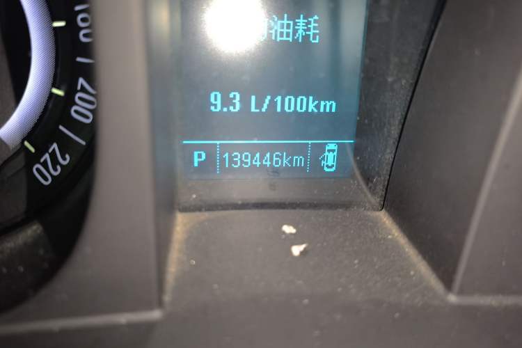 Used Buick GL8 2017 25S Luxury Version China V Standard Odometer Close Up