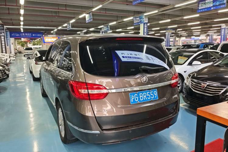 Used Buick GL8 2017 25S Luxury Version China V Standard Rear Left 45 Deg