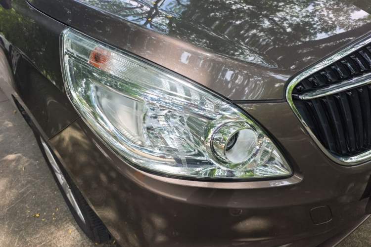 Used Buick GL8 2017 25S Comfort Version China V Standard Right Front Headlight