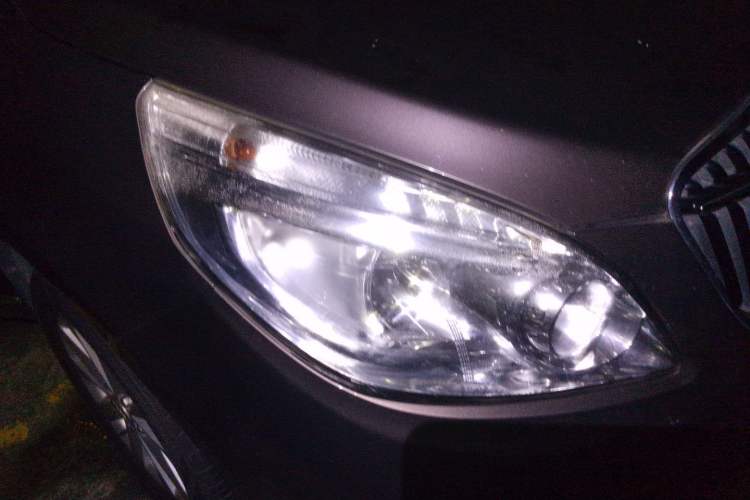 Used Buick GL8 2017 25S Luxury Version China V Standard Right Front Headlight