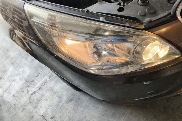 Used Buick GL8 2017 25S Comfort Version China V Standard Right Front Headlight