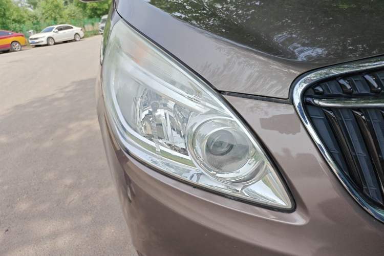 Used Buick GL8 2017 25S Luxury Version China V Standard Right Front Headlight
