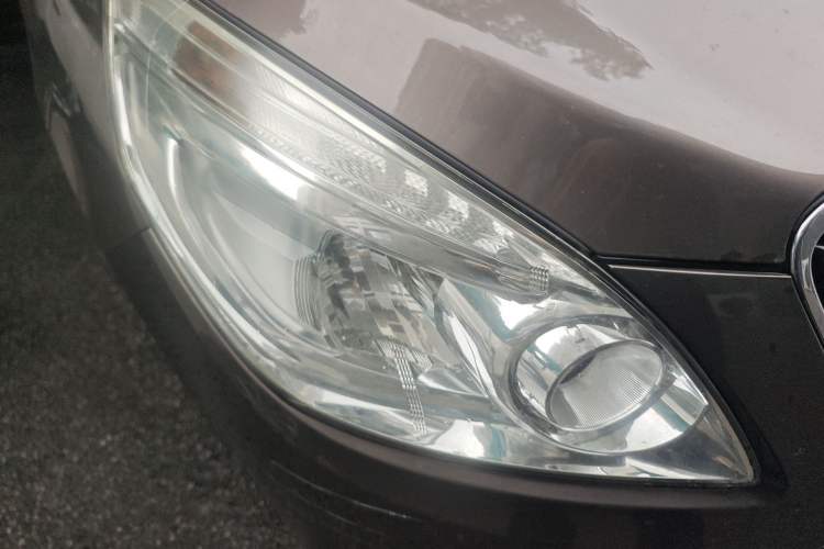 Used Buick GL8 2017 25S Luxury Version China V Standard Right Front Headlight