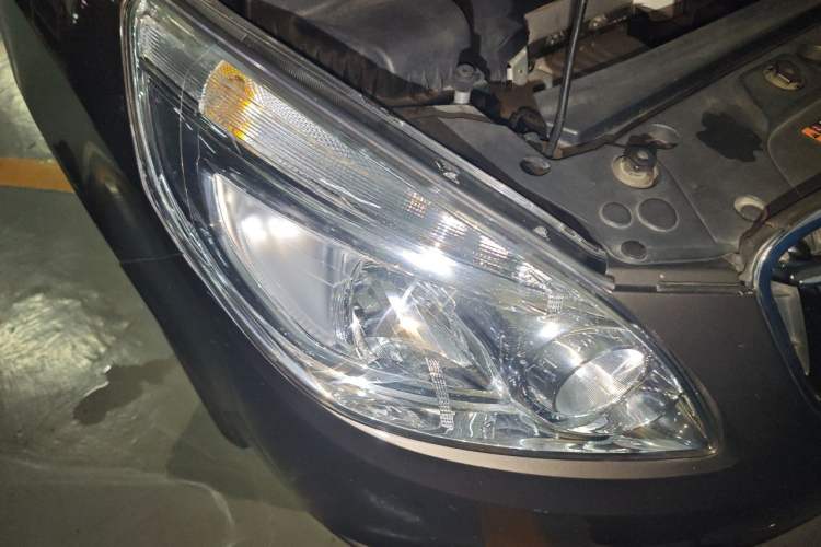 Used Buick GL8 2017 25S Luxury Version China V Standard Right Front Headlight