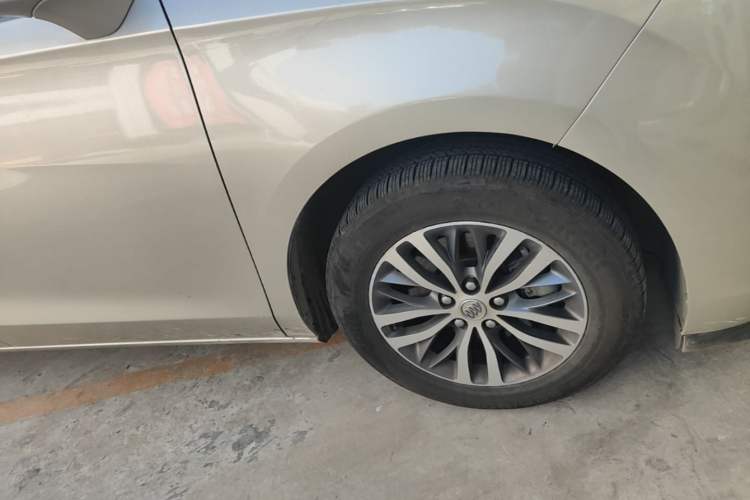 Used Buick GL8 2017 ES 28T Luxury Model China V Standard Right Front Wheel Hub
