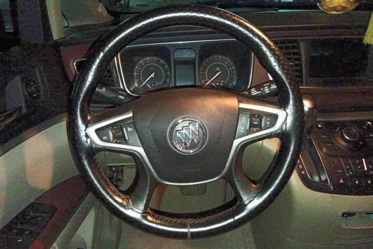 Used Buick GL8 2017 25S Luxury Version China V Standard Steering Wheel