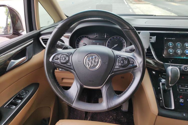Used Buick GL8 2017 ES 28T Flagship Model China V Standard Steering Wheel