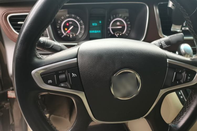 Used Buick GL8 2017 25S Luxury Version China V Standard Steering Wheel