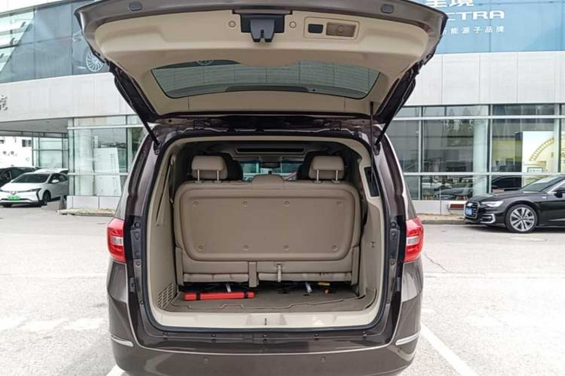 Used Buick GL8 2017 25S Prestige Version China V Standard Trunk