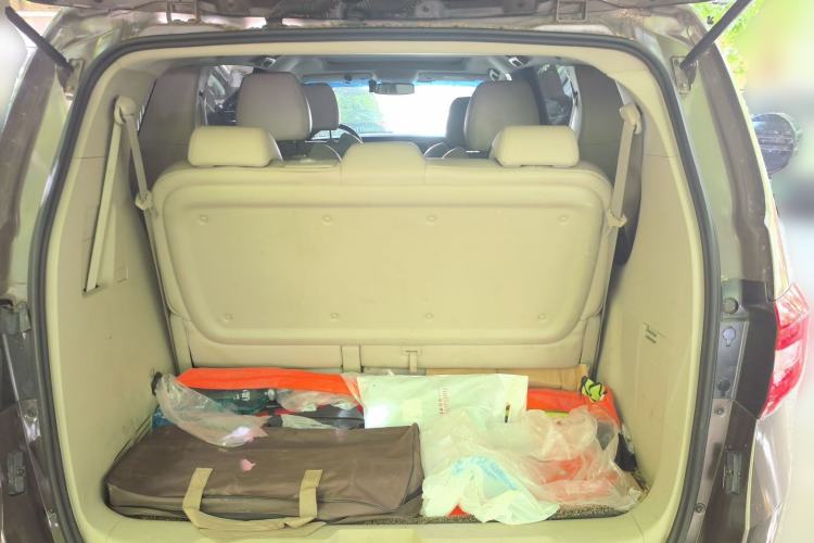 Used Buick GL8 2017 25S Luxury Version China V Standard Trunk