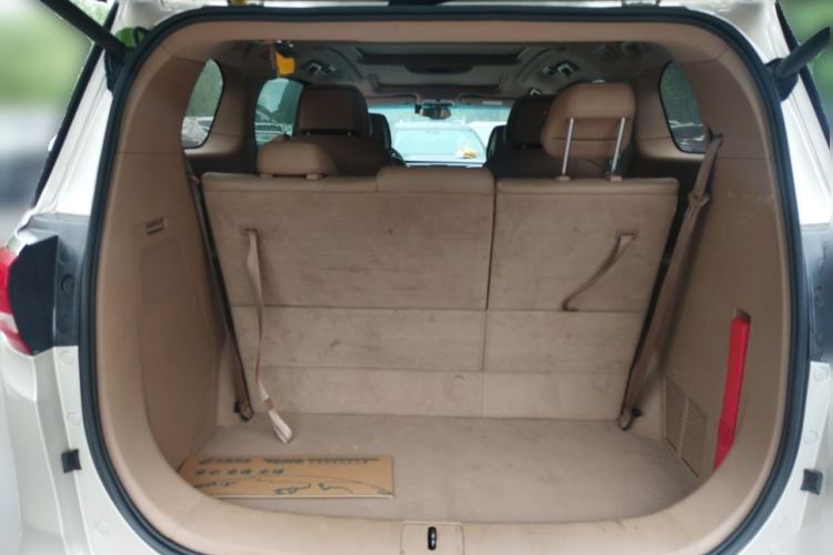 Used Buick GL8 2017 ES 28T Luxury Model China V Standard Trunk