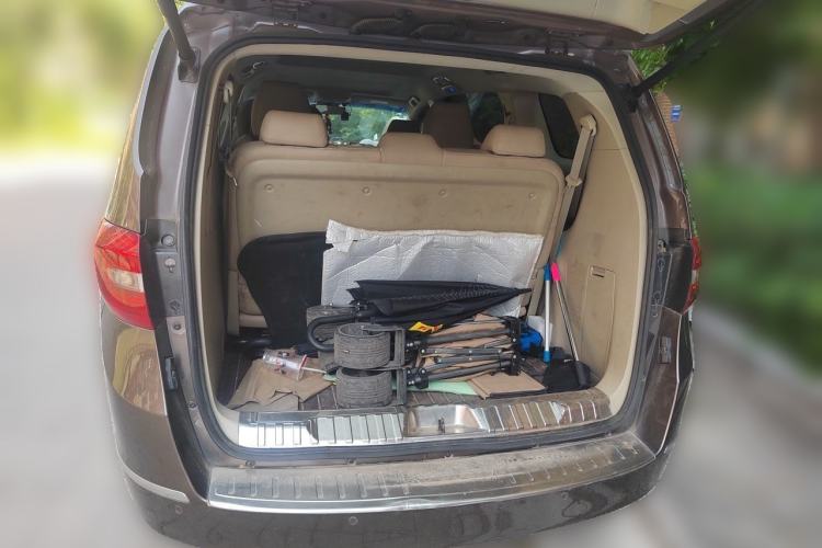 Used Buick GL8 2017 25S Comfort Version China V Standard Trunk