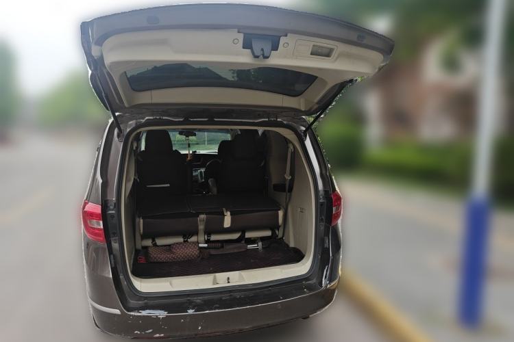 Used Buick GL8 2017 25S Comfort Version China V Standard Trunk