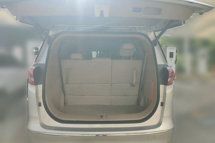 Used Buick GL8 2017 ES 28T Luxury Model China V Standard Trunk