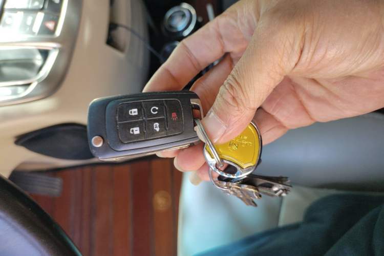 Used Buick GL8 2017 25S Prestige Version China V Standard Vehicle Key