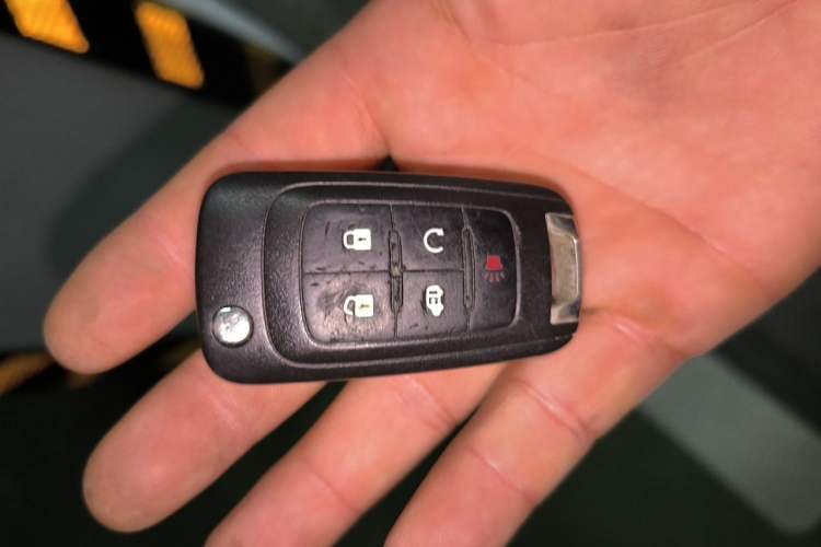 Used Buick GL8 2017 25S Luxury Version China V Standard Vehicle Key