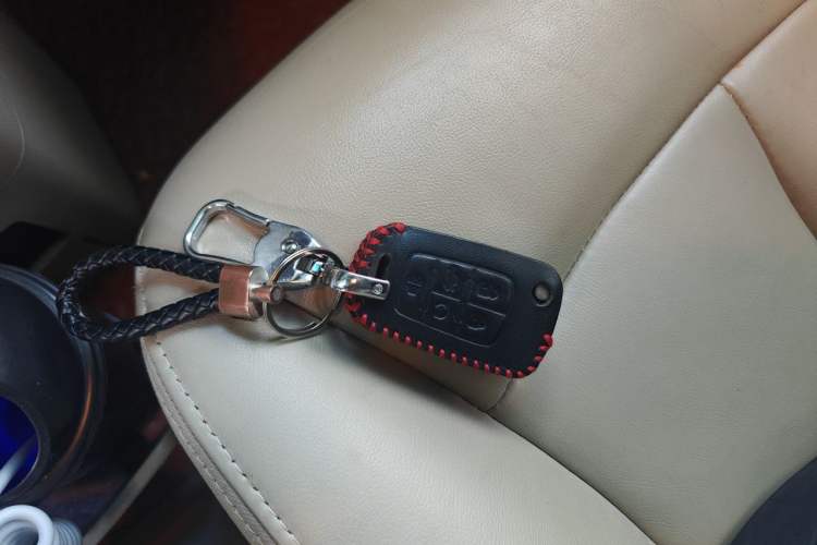 Used Buick GL8 2017 25S Luxury Version China V Standard Vehicle Key
