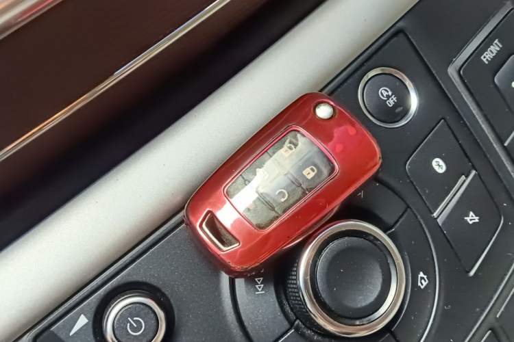 Used Buick GL8 2017 25S Luxury Version China V Standard Vehicle Key
