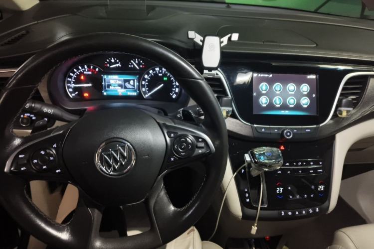 Used Buick GL8 2017 28T Avenir Avia National Emission Standard V Center Console