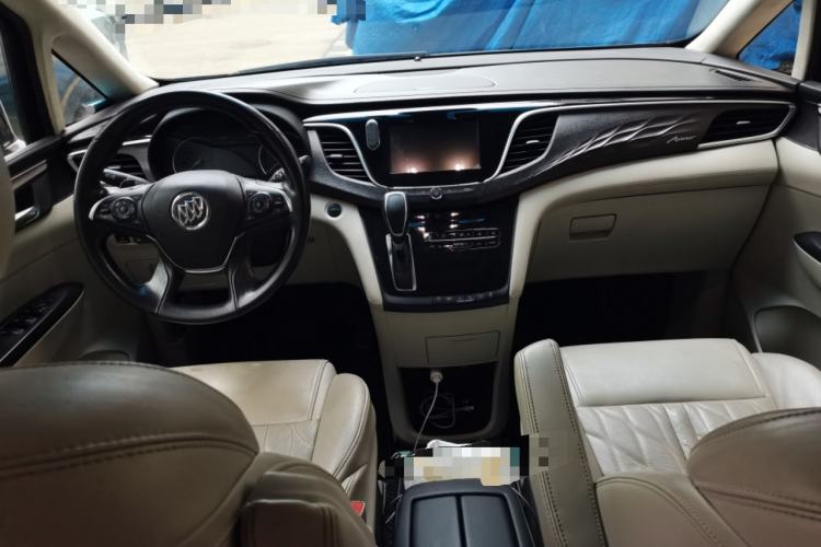 Used Buick GL8 2017 28T Avenir Avia National Emission Standard V Center Console