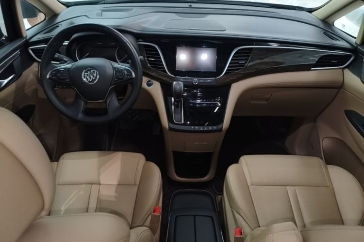 Used Buick GL8 2017 ES 28T Flagship Model China V Standard Center Console