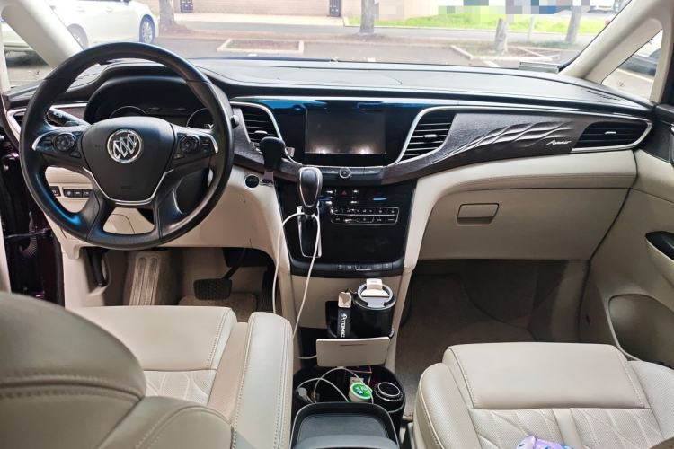 Used Buick GL8 2017 28T Avenir Avia National Emission Standard V Center Console