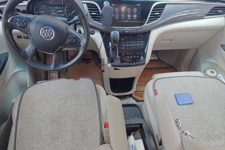 Used Buick GL8 2017 28T Avenir Avia National Emission Standard V Center Console