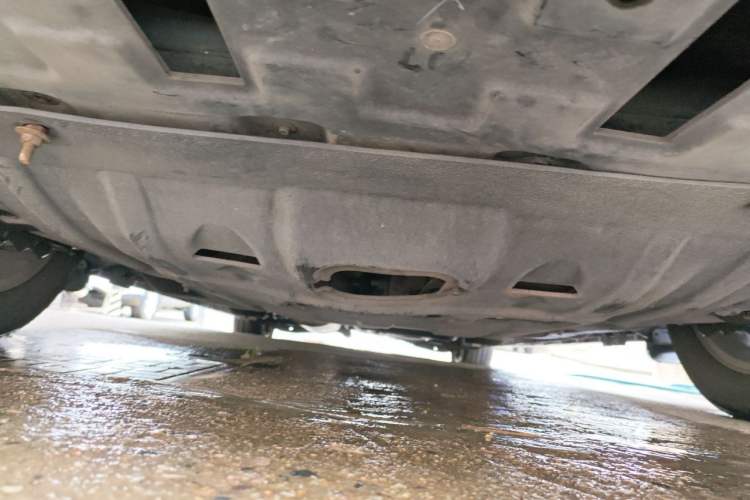 Used Buick GL8 2017 ES 28T Luxury Model China V Standard Chassis Front