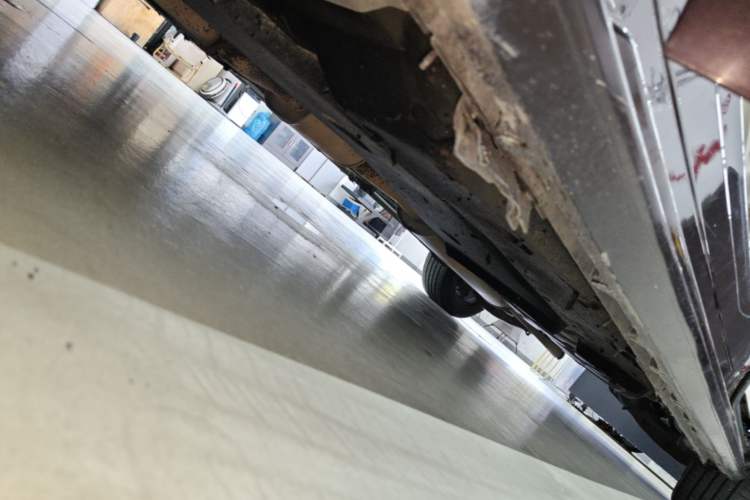 Used Buick GL8 2017 28T Avenir Avia National Emission Standard V Chassis Front Left