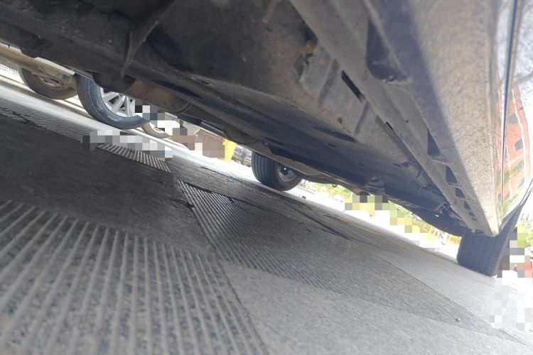 Used Buick GL8 2017 28T Avenir Avia National Emission Standard V Chassis Front Left