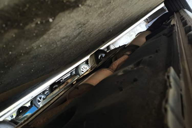 Used Buick GL8 2017 28T Avenir Avia National Emission Standard V Chassis Front Right