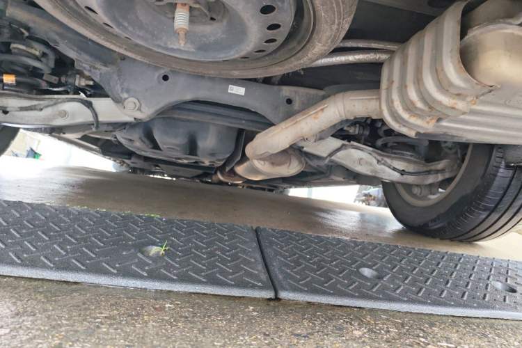 Used Buick GL8 2017 ES 28T Luxury Model China V Standard Chassis Rear
