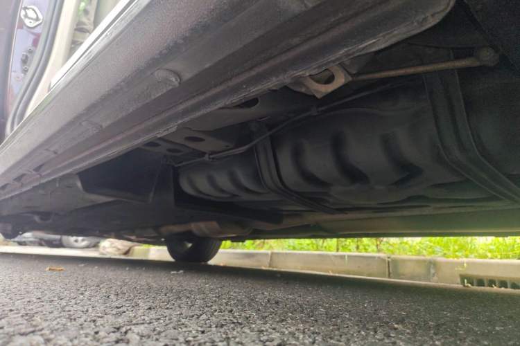 Used Buick GL8 2017 28T Avenir Avia National Emission Standard V Chassis Rear Left