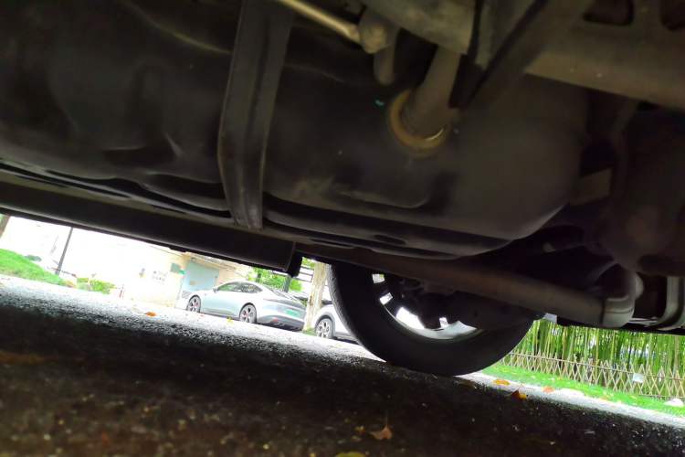 Used Buick GL8 2017 28T Avenir Avia National Emission Standard V Chassis Rear Left