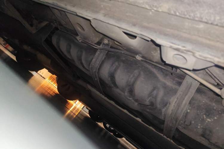Used Buick GL8 2017 28T Avenir Avia National Emission Standard V Chassis Rear Left