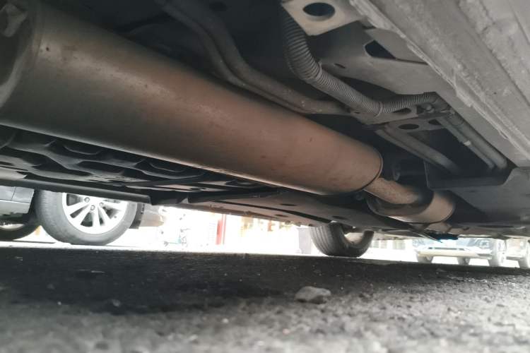 Used Buick GL8 2017 ES 28T Comfort Model China V Standard Chassis Rear Right