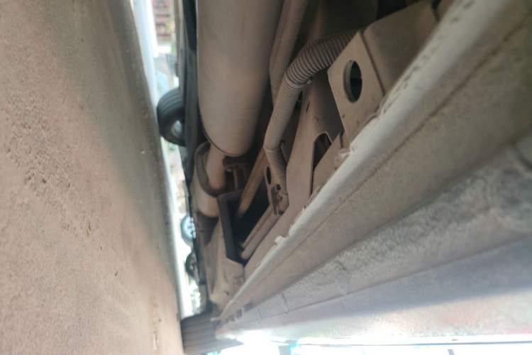 Used Buick GL8 2017 ES 28T Comfort Model China V Standard Chassis Rear Right