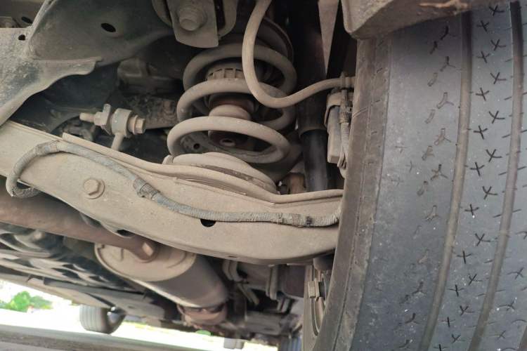 Used Buick GL8 2017 ES 28T Luxury Model China V Standard Chassis Rear Right