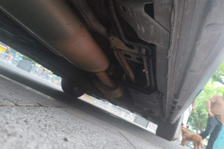 Used Buick GL8 2017 28T Avenir Avia National Emission Standard V Chassis Rear Right