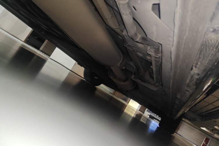 Used Buick GL8 2017 28T Avenir Avia National Emission Standard V Chassis Rear Right