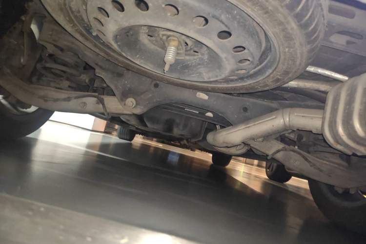 Used Buick GL8 2017 28T Avenir Avia National Emission Standard V Chassis Rear