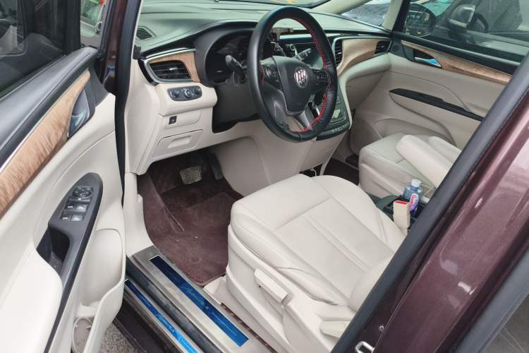 Used Buick GL8 2017 ES 28T Comfort Model China V Standard Driver Seat