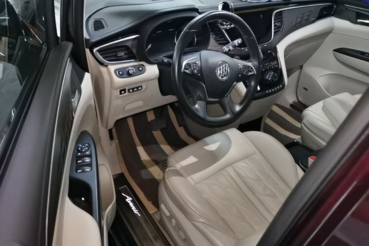 Used Buick GL8 2017 28T Avenir Avia National Emission Standard V Driver Seat