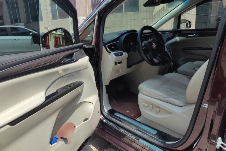 Used Buick GL8 2017 28T Avenir Avia National Emission Standard V Driver Seat