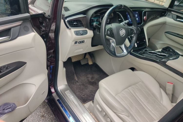 Used Buick GL8 2017 28T Avenir Avia National Emission Standard V Driver Seat
