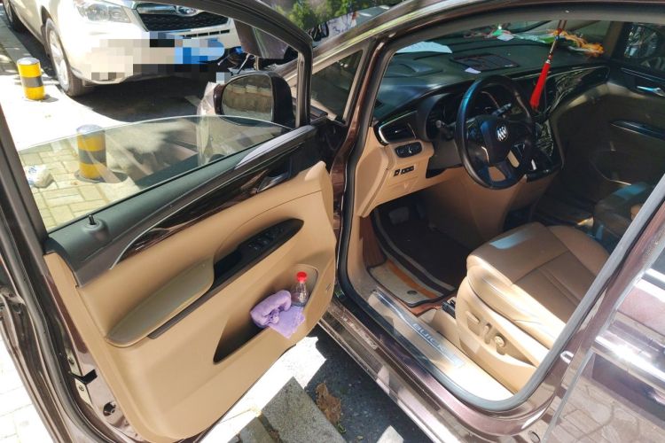 Used Buick GL8 2017 ES 28T Flagship Model China V Standard Driver Seat